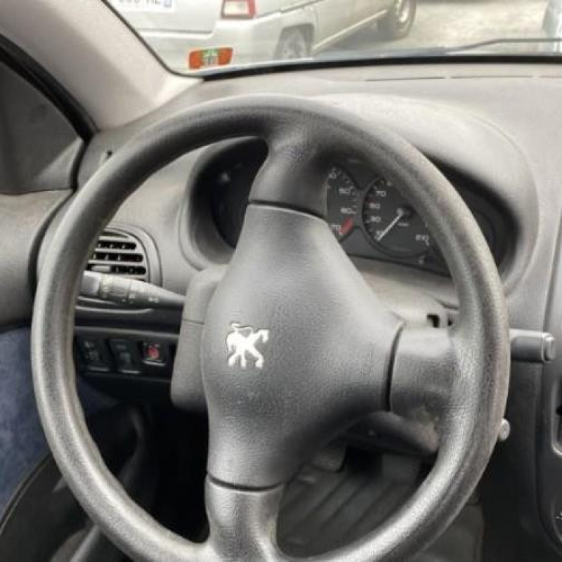 Moteur essuie glace arriere PEUGEOT 206 Photo n°19