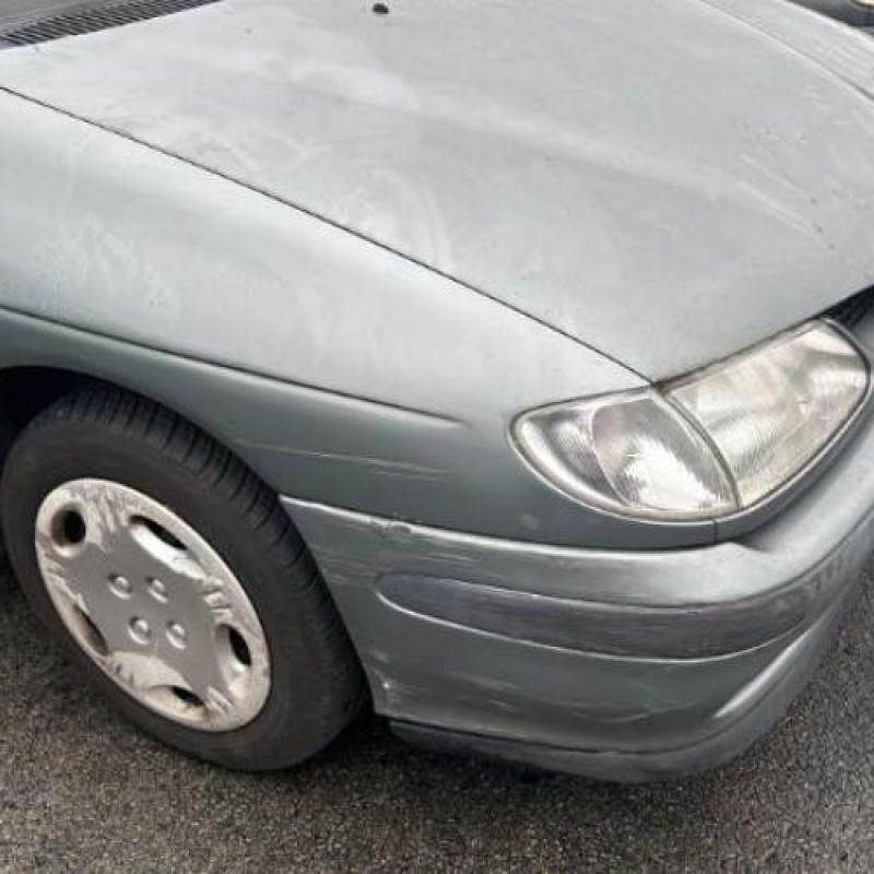 Serrure arriere gauche RENAULT MEGANE 1 Photo n°5
