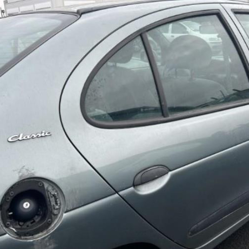 Serrure arriere gauche RENAULT MEGANE 1 Photo n°12