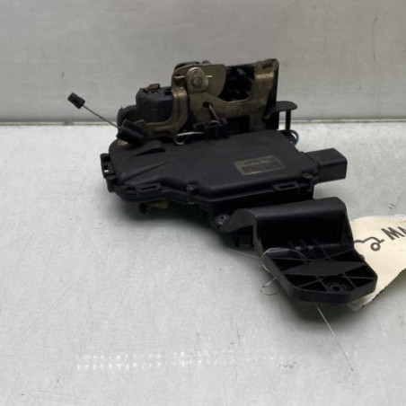 Serrure avant gauche VOLKSWAGEN NEW BEETLE 1