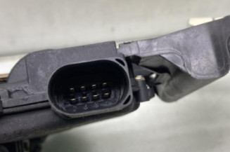 Serrure avant gauche VOLKSWAGEN NEW BEETLE 1