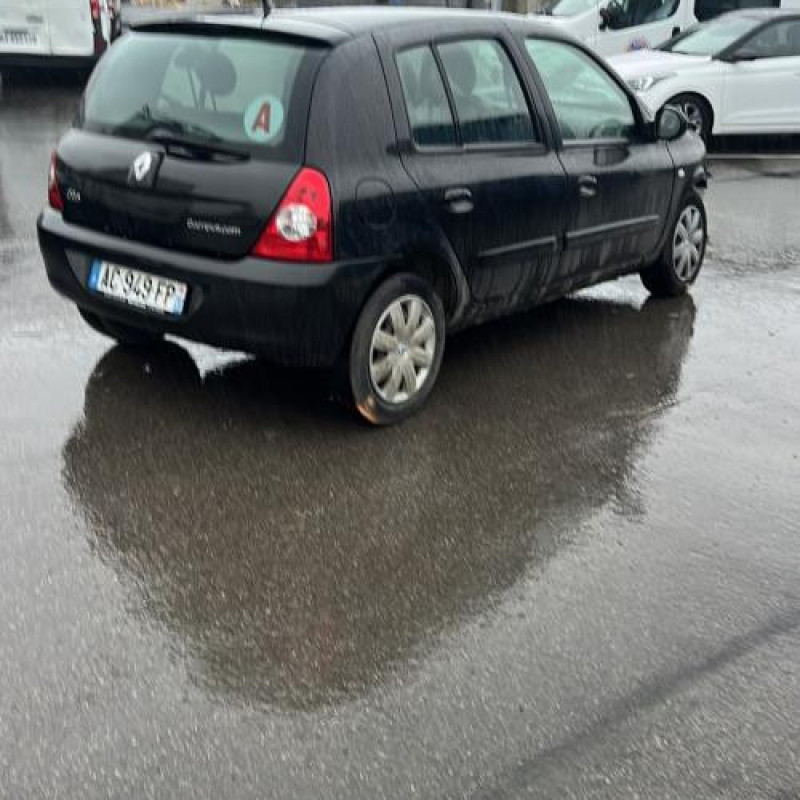 Bouton de warning RENAULT CLIO 2 CAMPUS Photo n°6