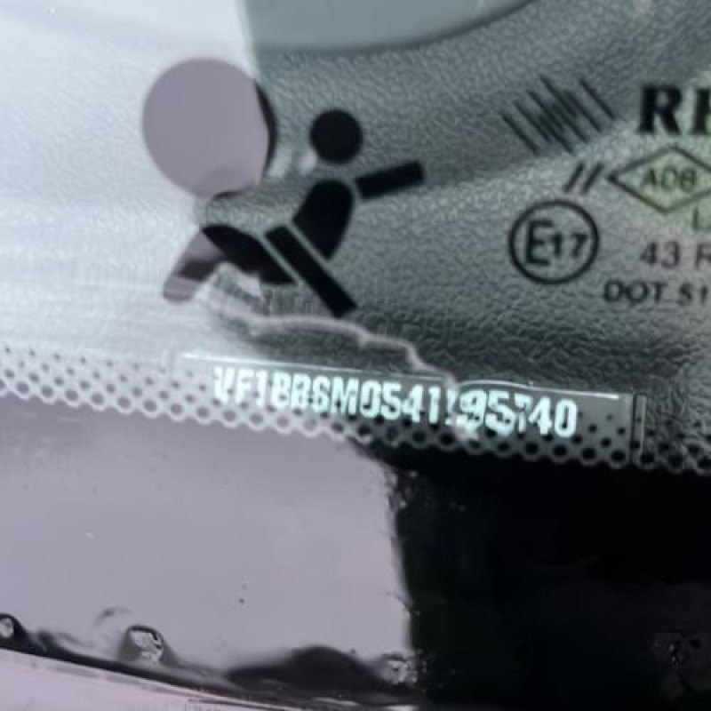 Bouton de warning RENAULT CLIO 2 CAMPUS Photo n°8