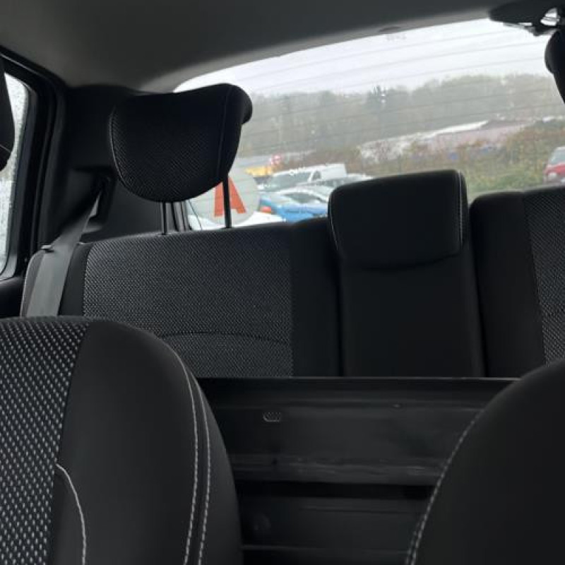 Bouton de warning RENAULT CLIO 2 CAMPUS Photo n°10
