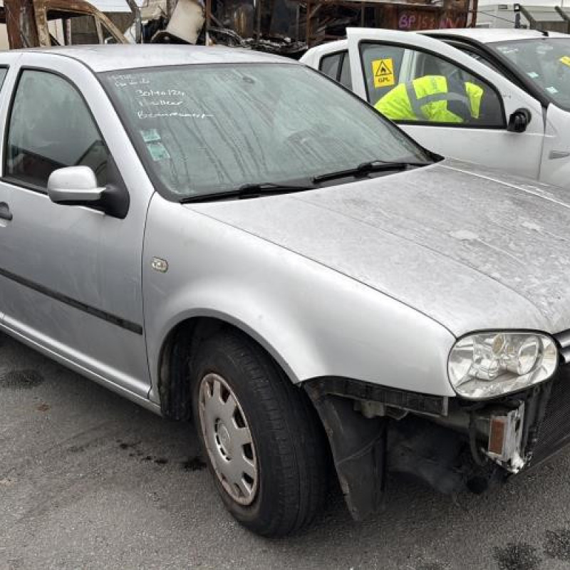 Feu arriere principal gauche (feux) VOLKSWAGEN GOLF 4 Photo n°5