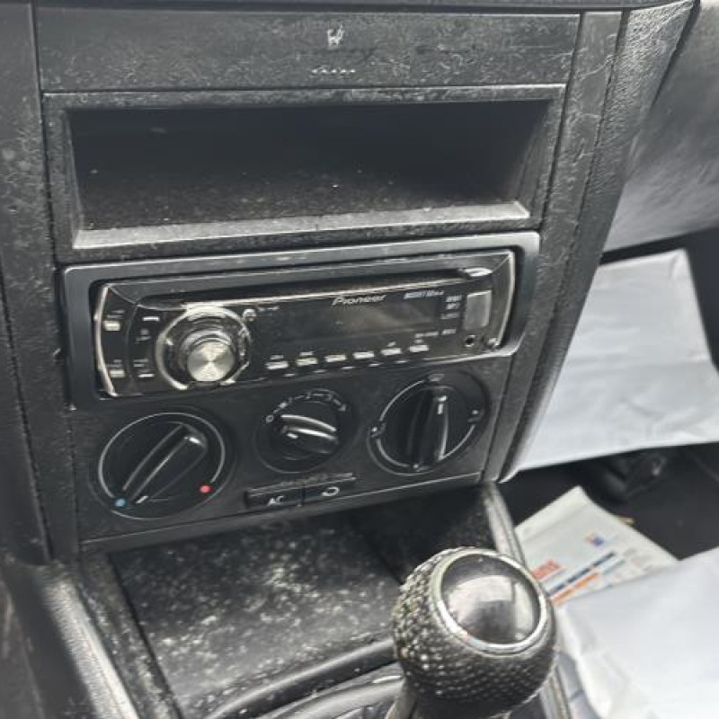 Feu arriere principal gauche (feux) VOLKSWAGEN GOLF 4 Photo n°18