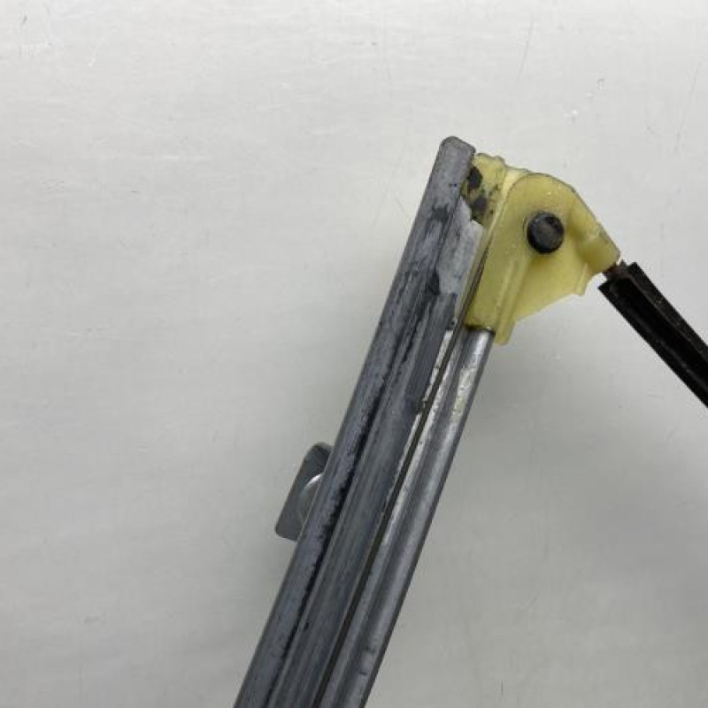 Leve vitre electrique avant droit RENAULT CLIO 2 Photo n°3