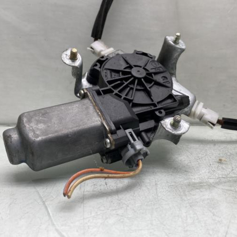 Leve vitre electrique avant droit RENAULT CLIO 2 Photo n°6