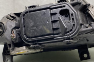 Optique avant principal gauche (feux)(phare) AUDI A6 3