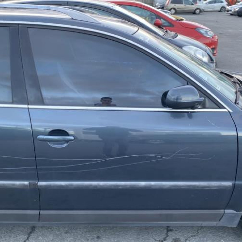 Serrure avant droit VOLKSWAGEN PASSAT 4 Photo n°17