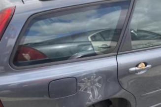 Optique avant principal droit (feux)(phare) VOLVO V 50