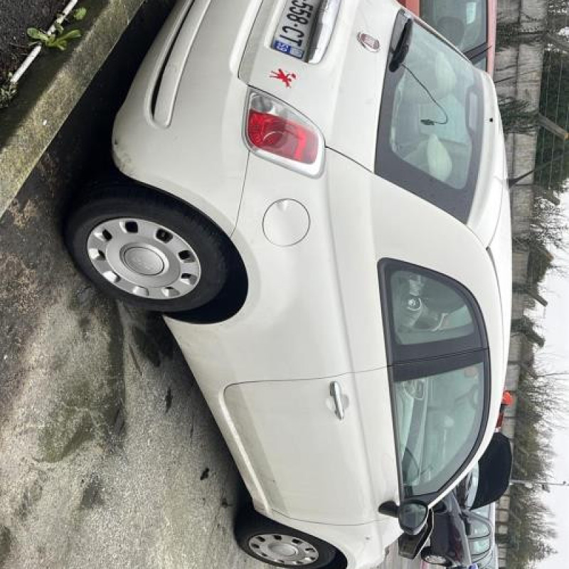 Feu arriere principal droit (feux) FIAT 500 2 Photo n°9