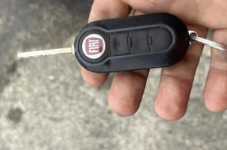 Feu arriere principal droit (feux) FIAT 500 2
