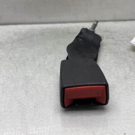 Attache ceinture arriere droit CITROEN DS3