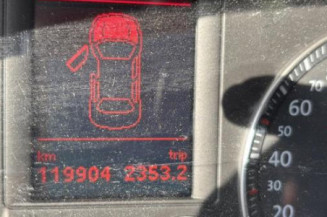 Feu arriere secondaire gauche (feux) VOLKSWAGEN JETTA 3