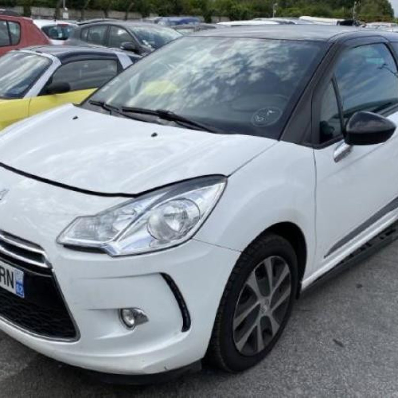 Ecran GPS CITROEN DS3 Photo n°6