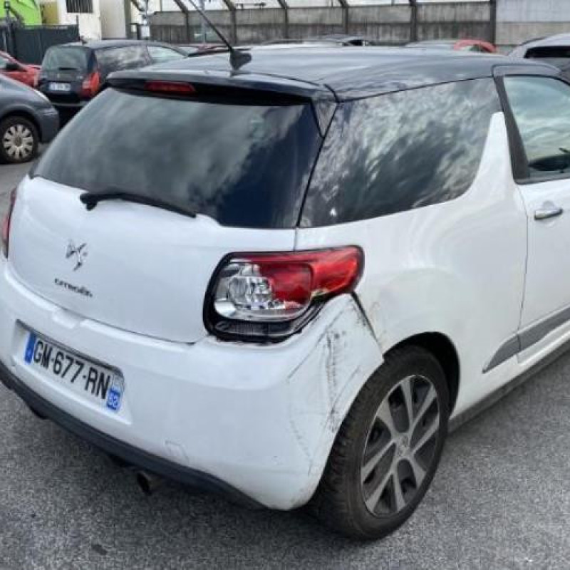 Ecran GPS CITROEN DS3 Photo n°8