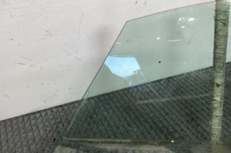 Vitre avant gauche PEUGEOT 508 1