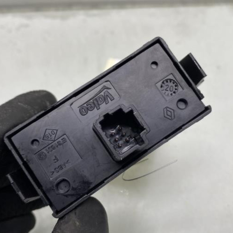 Bouton de warning RENAULT TRAFIC 3 COURT Photo n°3
