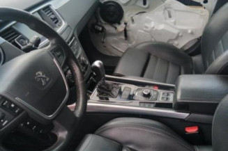 Ecran GPS PEUGEOT 508 1