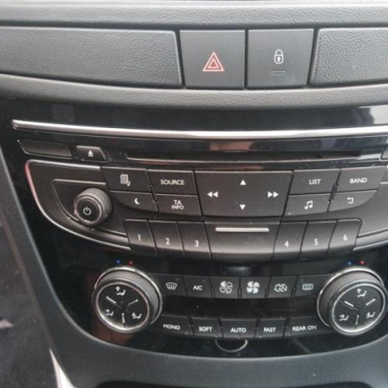 Ecran GPS PEUGEOT 508 1 Photo n°13