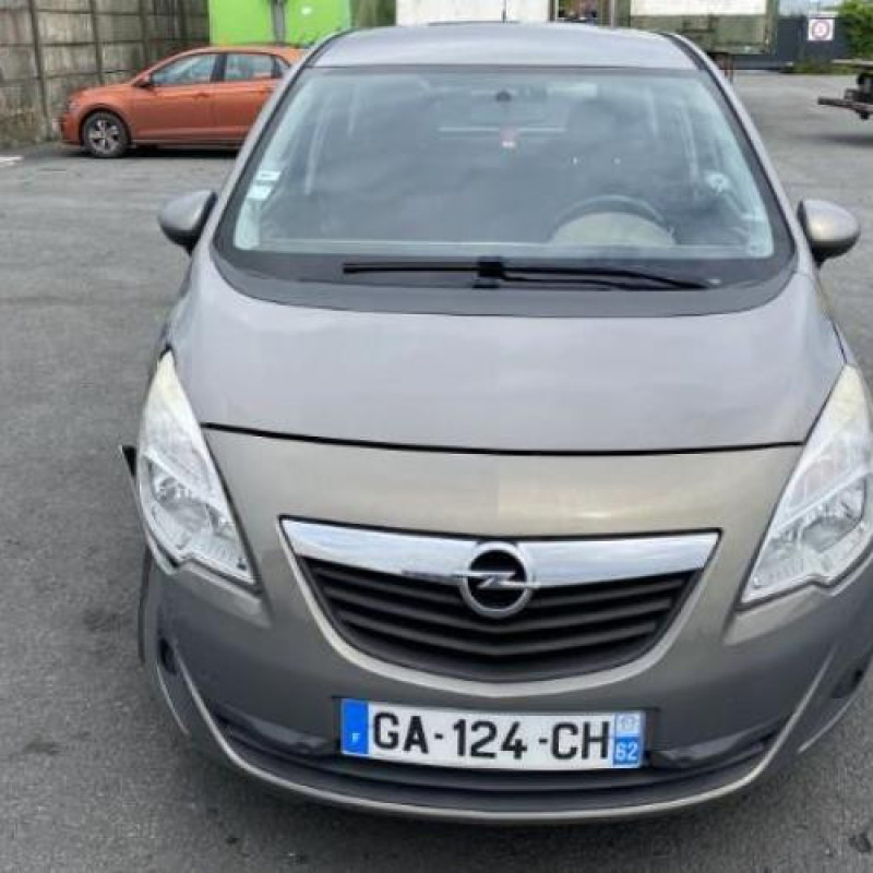 Air bag conducteur OPEL MERIVA B Photo n°13