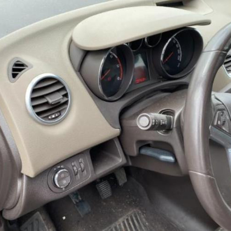Air bag conducteur OPEL MERIVA B Photo n°18