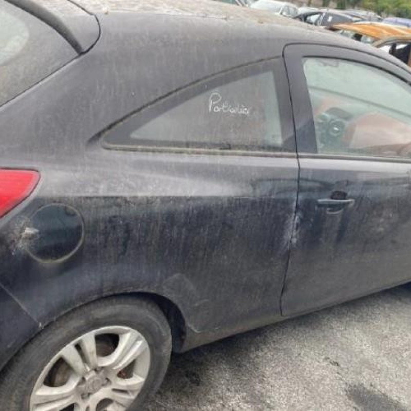 Porte fusible OPEL CORSA D Photo n°10