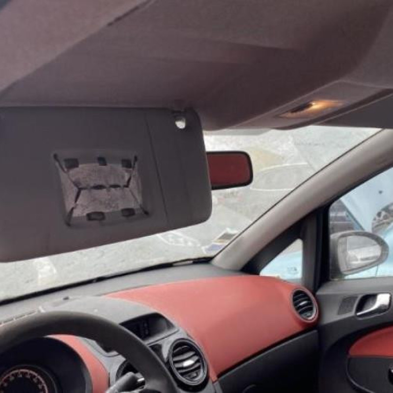 Porte fusible OPEL CORSA D Photo n°15