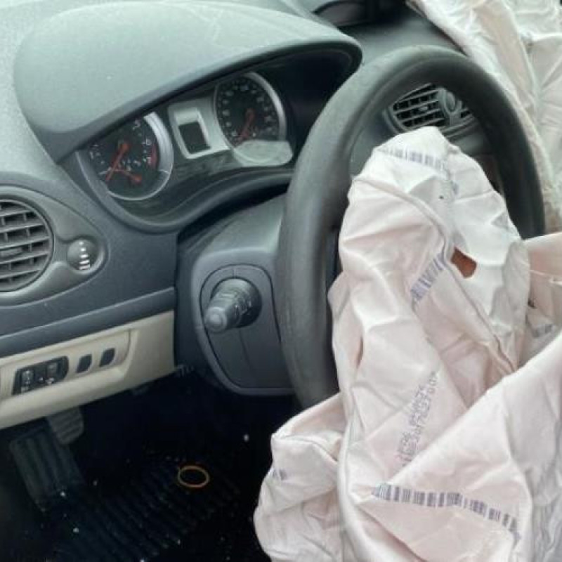 Boitier UCH RENAULT CLIO 3 Photo n°14