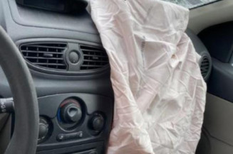 Boitier UCH RENAULT CLIO 3