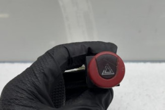 Bouton de warning PEUGEOT 306 Photo n°1