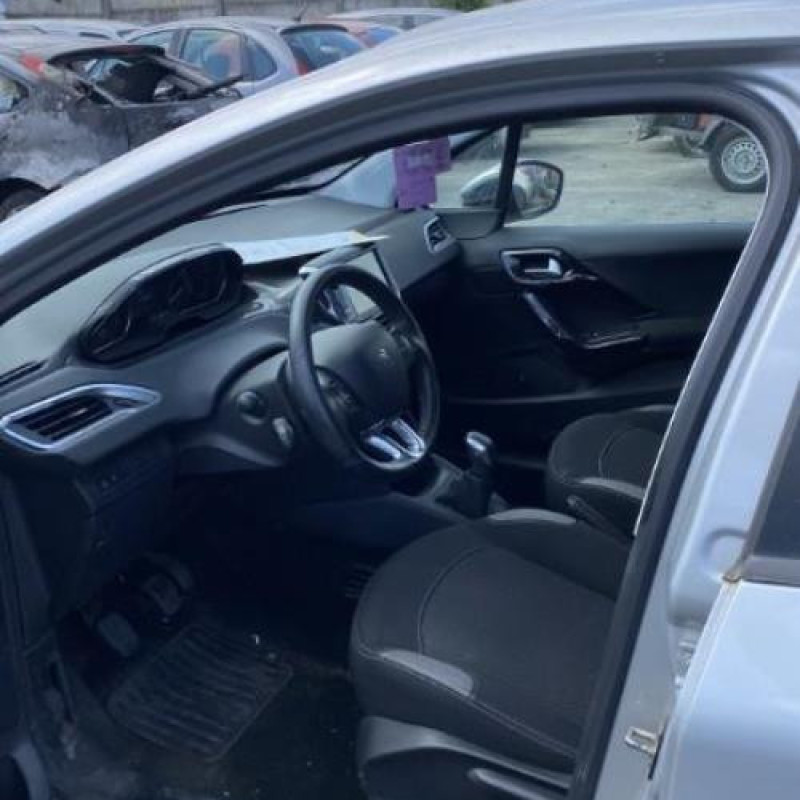 Boitier BSI PEUGEOT 208 1 Photo n°8