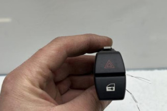 Bouton de warning BMW X3 F25