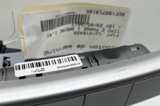 Bouton de warning FIAT TIPO 2