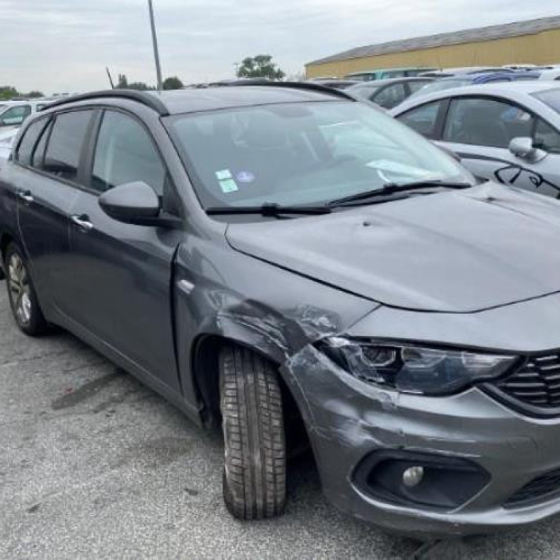 Bouton de warning FIAT TIPO 2 Photo n°9
