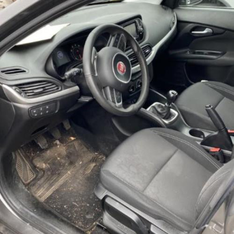 Bouton de warning FIAT TIPO 2 Photo n°14