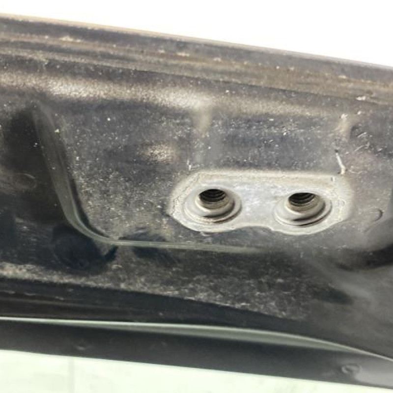 Malle/Hayon arriere TOYOTA YARIS 2 Photo n°8