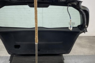 Malle/Hayon arriere TOYOTA YARIS 2