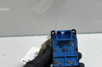 Interrupteur de leve vitre avant gauche KIA PICANTO 1