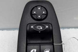Interrupteur de leve vitre avant gauche PEUGEOT 208 1