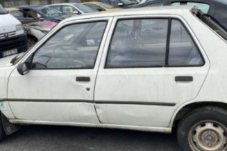 Commodo phare PEUGEOT 205