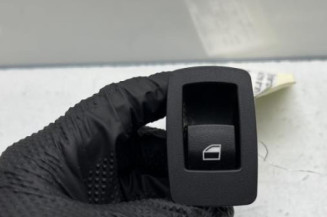 Interrupteur de leve vitre arriere droit BMW X3 F25 Photo n°1