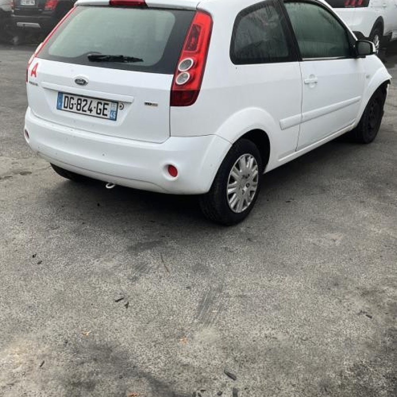 Retroviseur gauche FORD FIESTA 5 Photo n°8