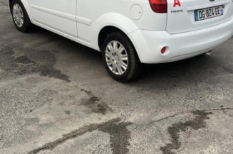 Retroviseur gauche FORD FIESTA 5