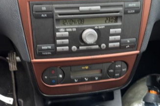 Retroviseur gauche FORD FIESTA 5