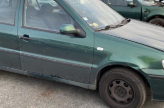 Retroviseur gauche VOLKSWAGEN POLO 3