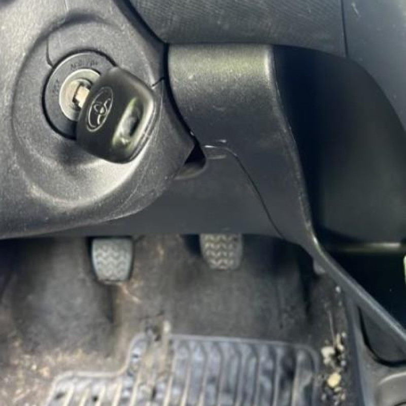 Porte arriere gauche TOYOTA YARIS 2 Photo n°19