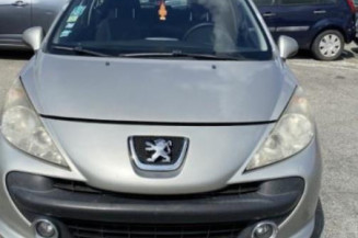 Pretensionneur de ceinture avant gauche PEUGEOT 207