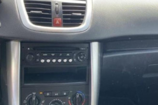 Pretensionneur de ceinture avant gauche PEUGEOT 207